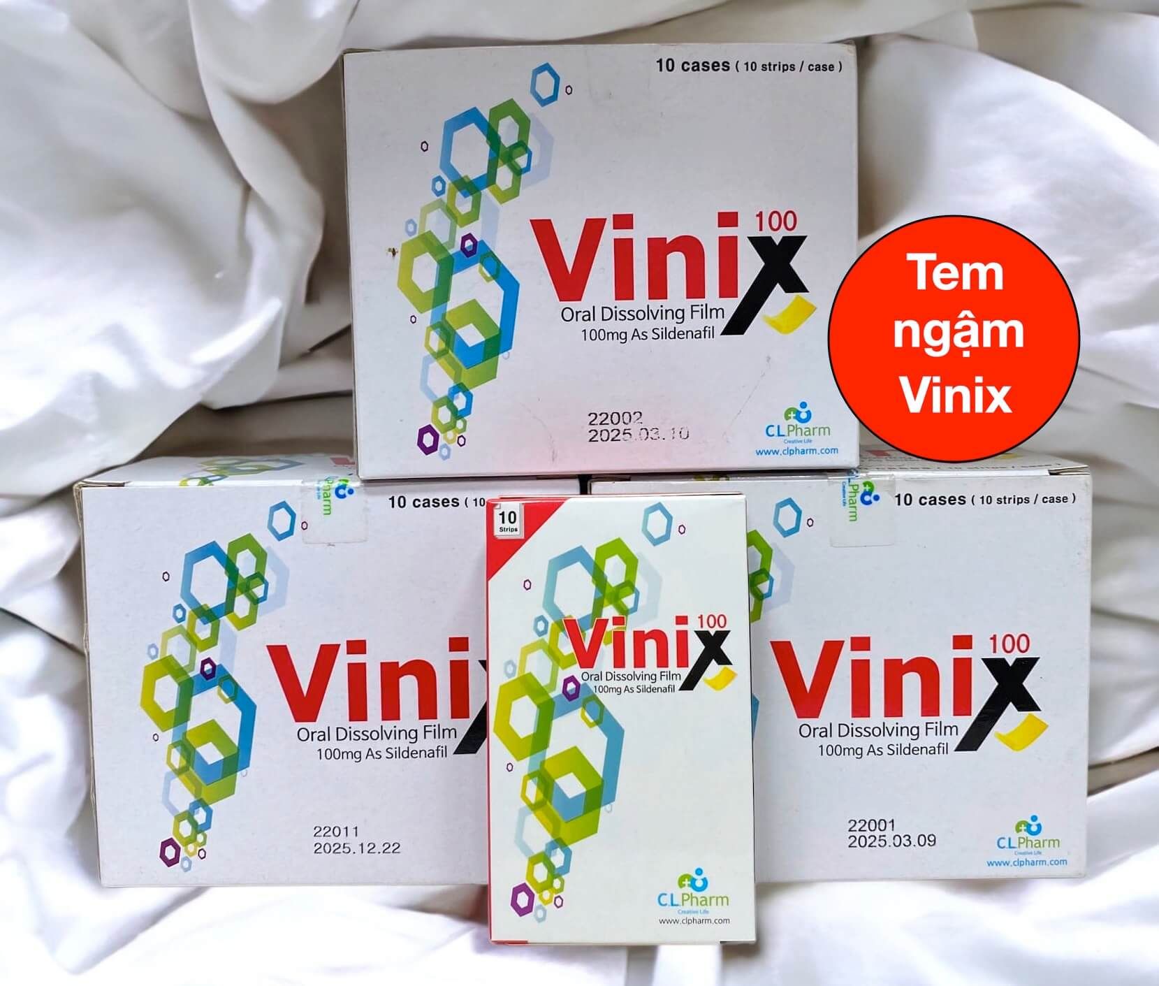 Tem Vinix 100mg kéo dài thời gian quan hệ hộp 10 tem 3 Tem Vinix 100mg kéo dài thời gian quan hệ hộp 10 tem